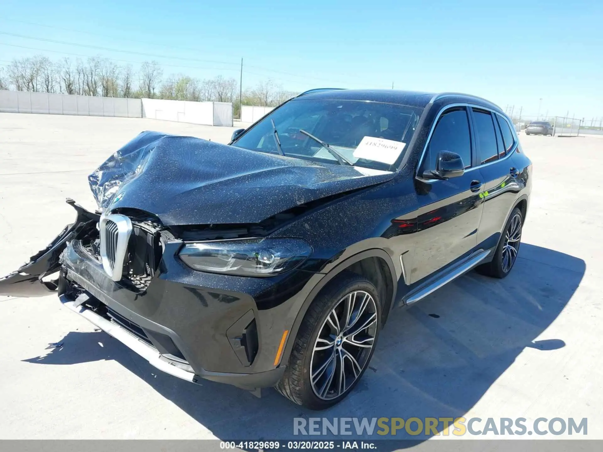 2 Photograph of a damaged car 5UX43DP05N9N12473 BMW X3 2022