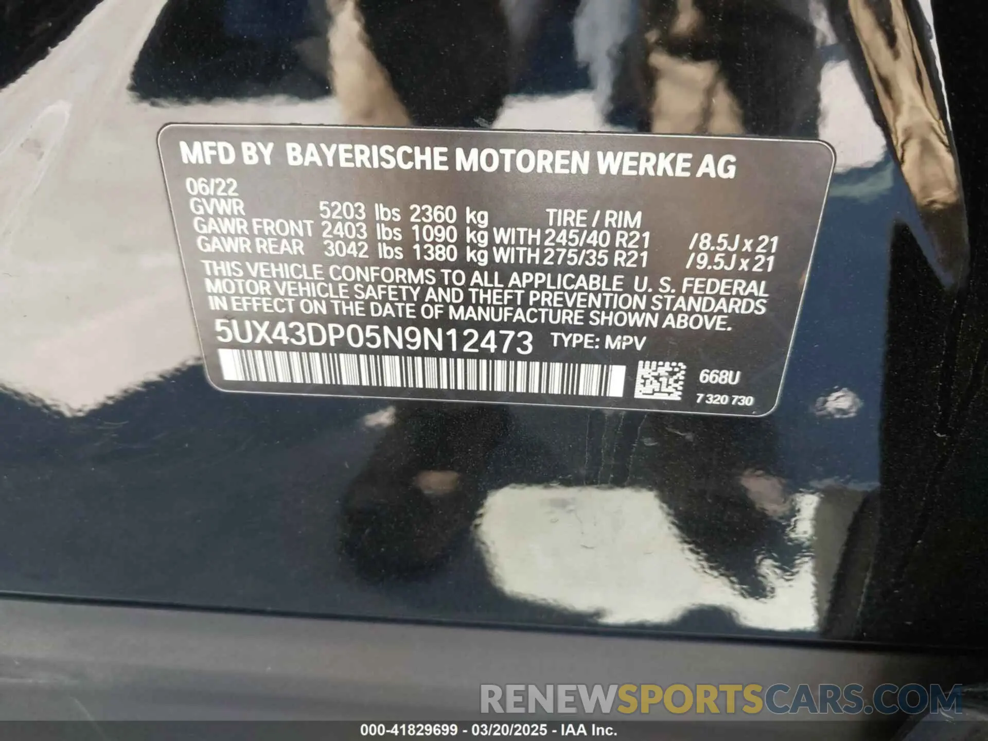 9 Photograph of a damaged car 5UX43DP05N9N12473 BMW X3 2022