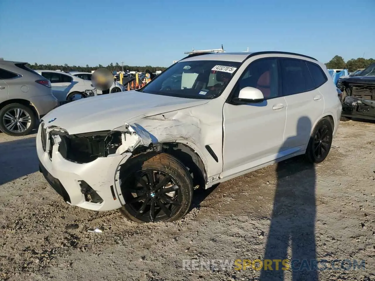 1 Photograph of a damaged car 5UX43DP07N9J86417 BMW X3 2022
