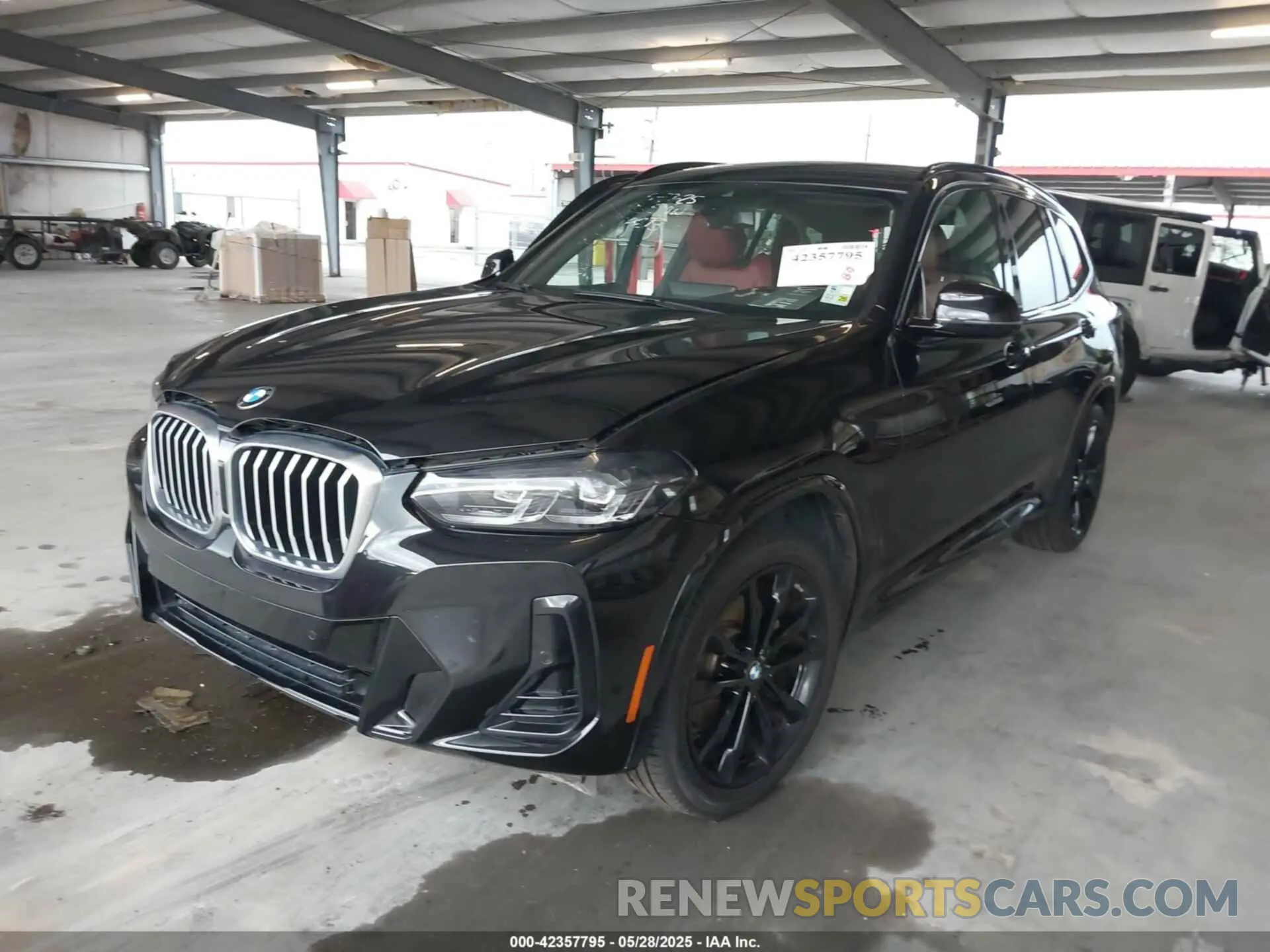 2 Photograph of a damaged car 5UX43DP07N9J98213 BMW X3 2022