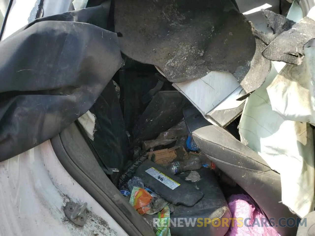 11 Photograph of a damaged car 5UX43DP08N9K66809 BMW X3 2022