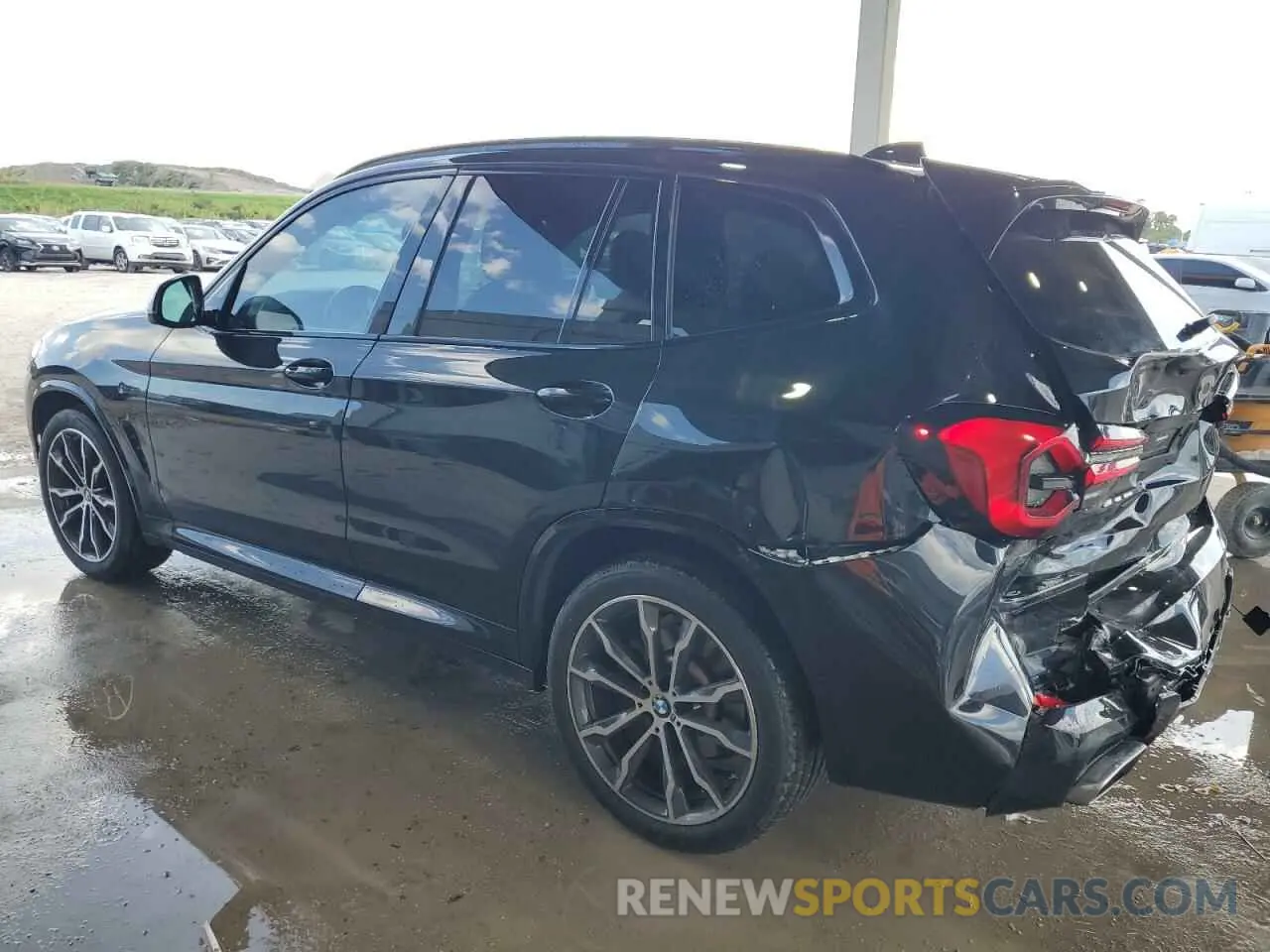 2 Photograph of a damaged car 5UX43DP09N9L19260 BMW X3 2022