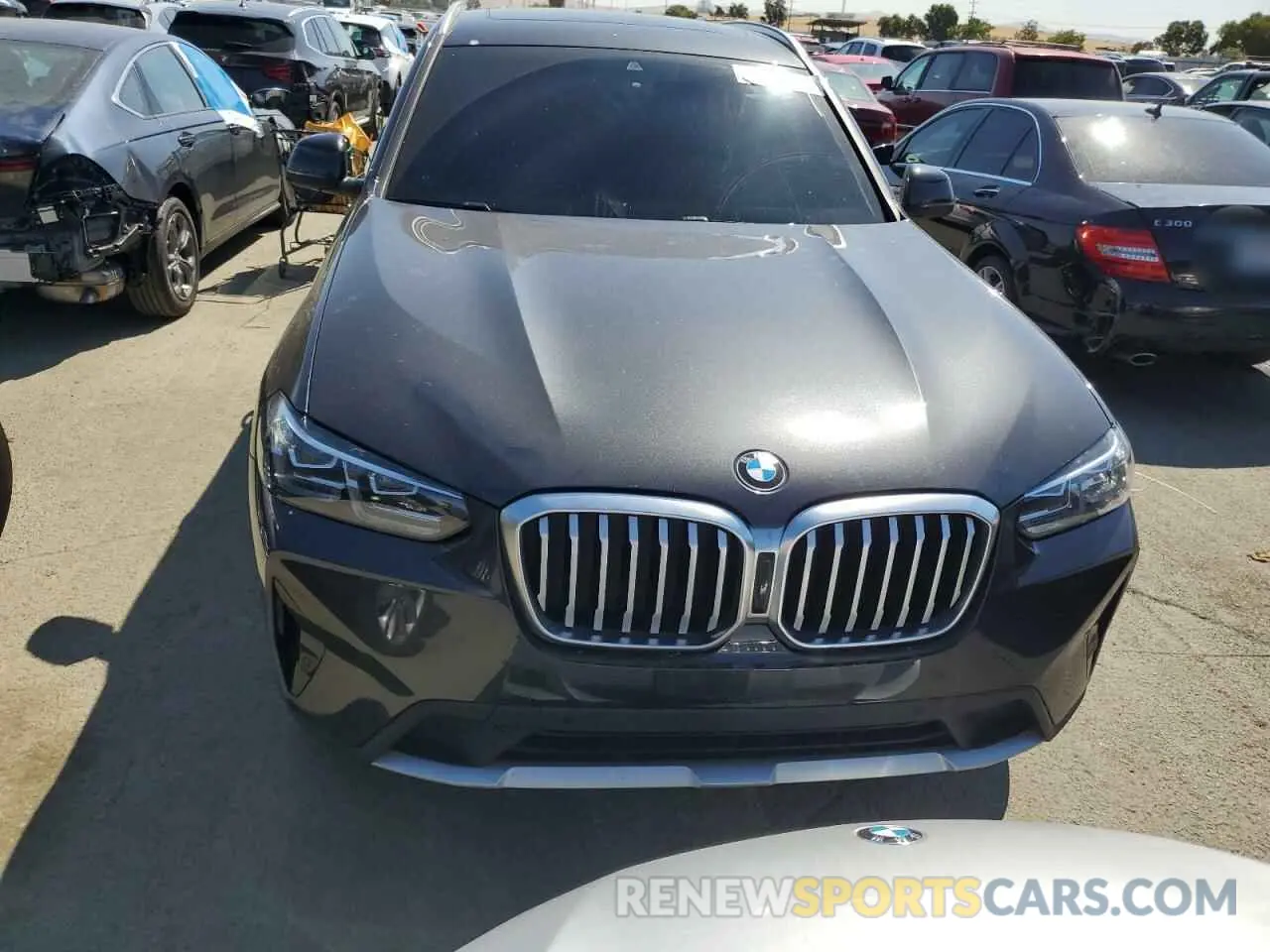 5 Photograph of a damaged car 5UX43DP09N9M44520 BMW X3 2022