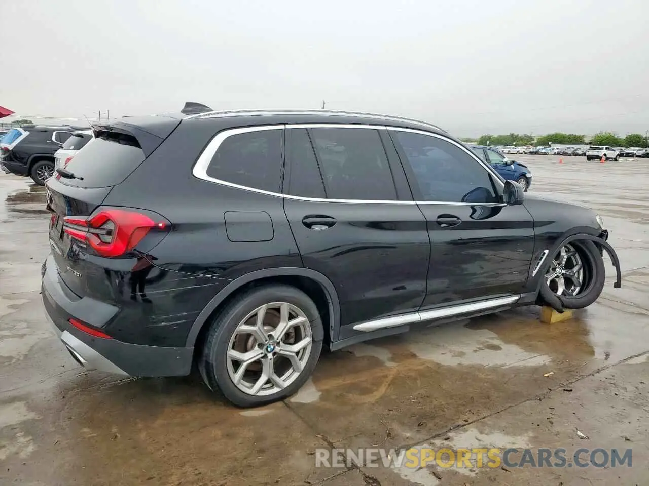 3 Photograph of a damaged car 5UX43DP0XN9K72210 BMW X3 2022