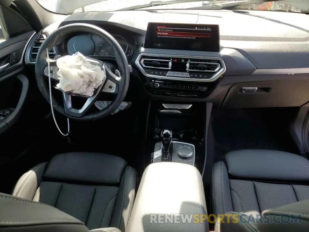 8 Photograph of a damaged car 5UX43DP0XN9M49063 BMW X3 2022