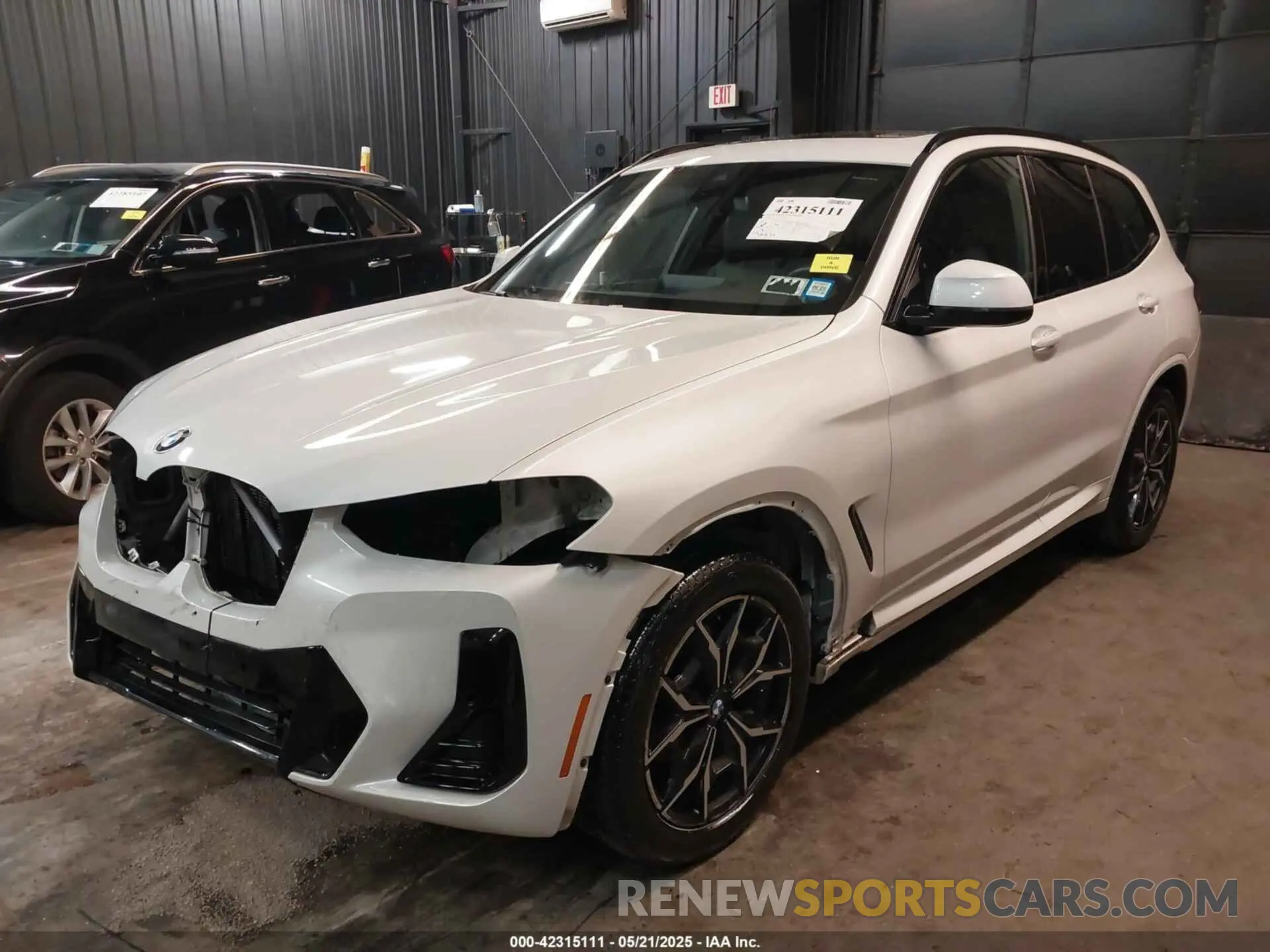 2 Photograph of a damaged car 5UX53DP00N9M86496 BMW X3 2022