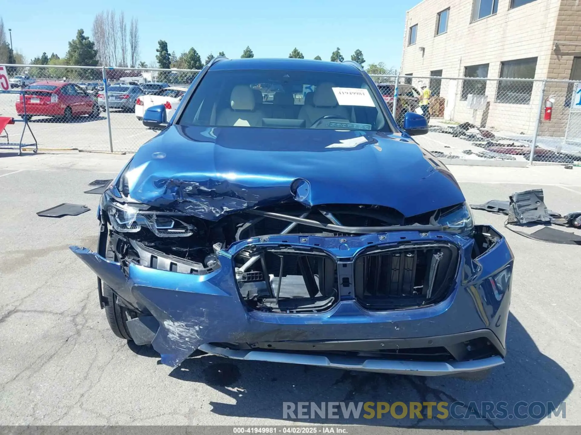 12 Photograph of a damaged car 5UX53DP00N9M88510 BMW X3 2022