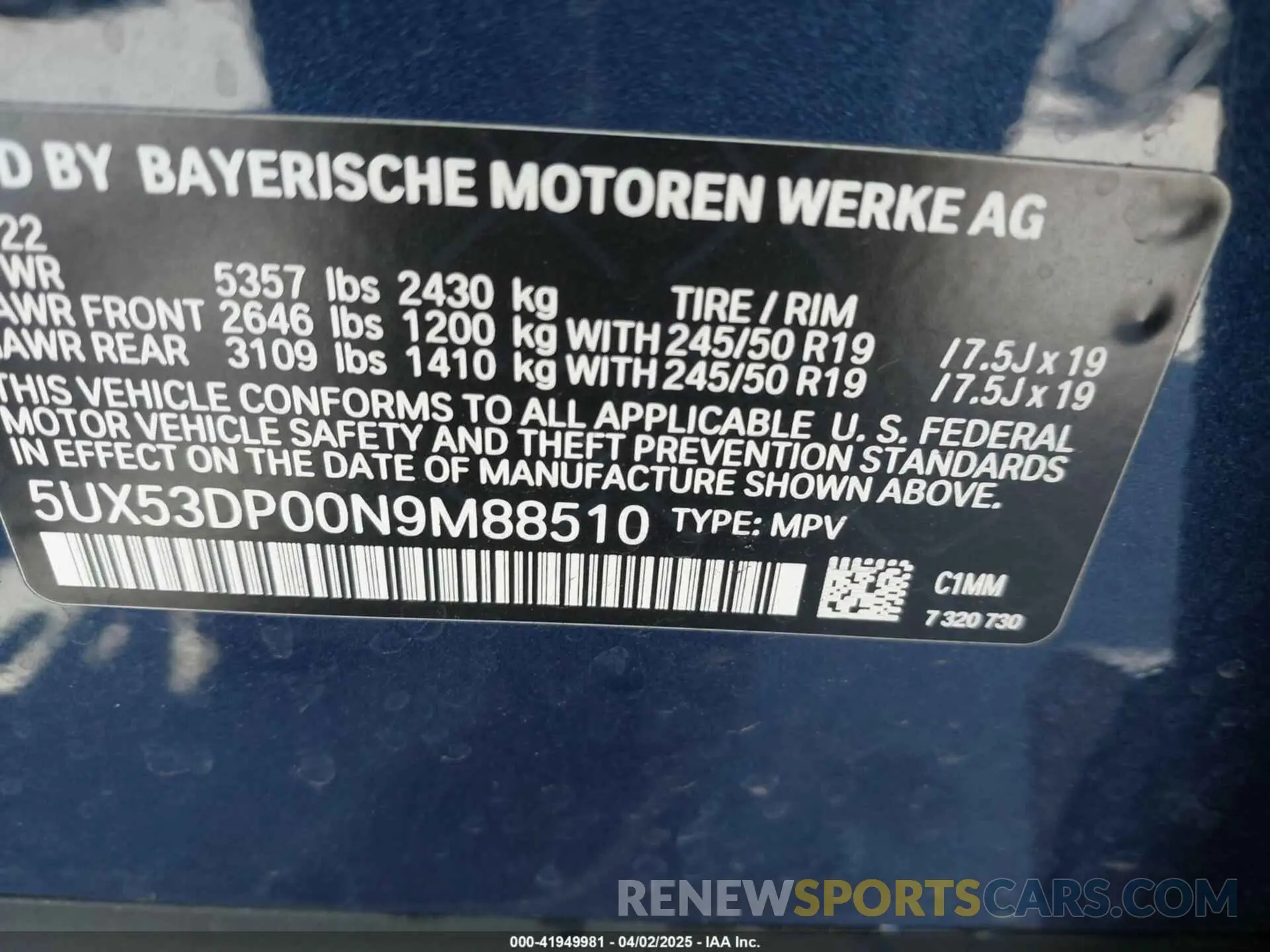 9 Photograph of a damaged car 5UX53DP00N9M88510 BMW X3 2022