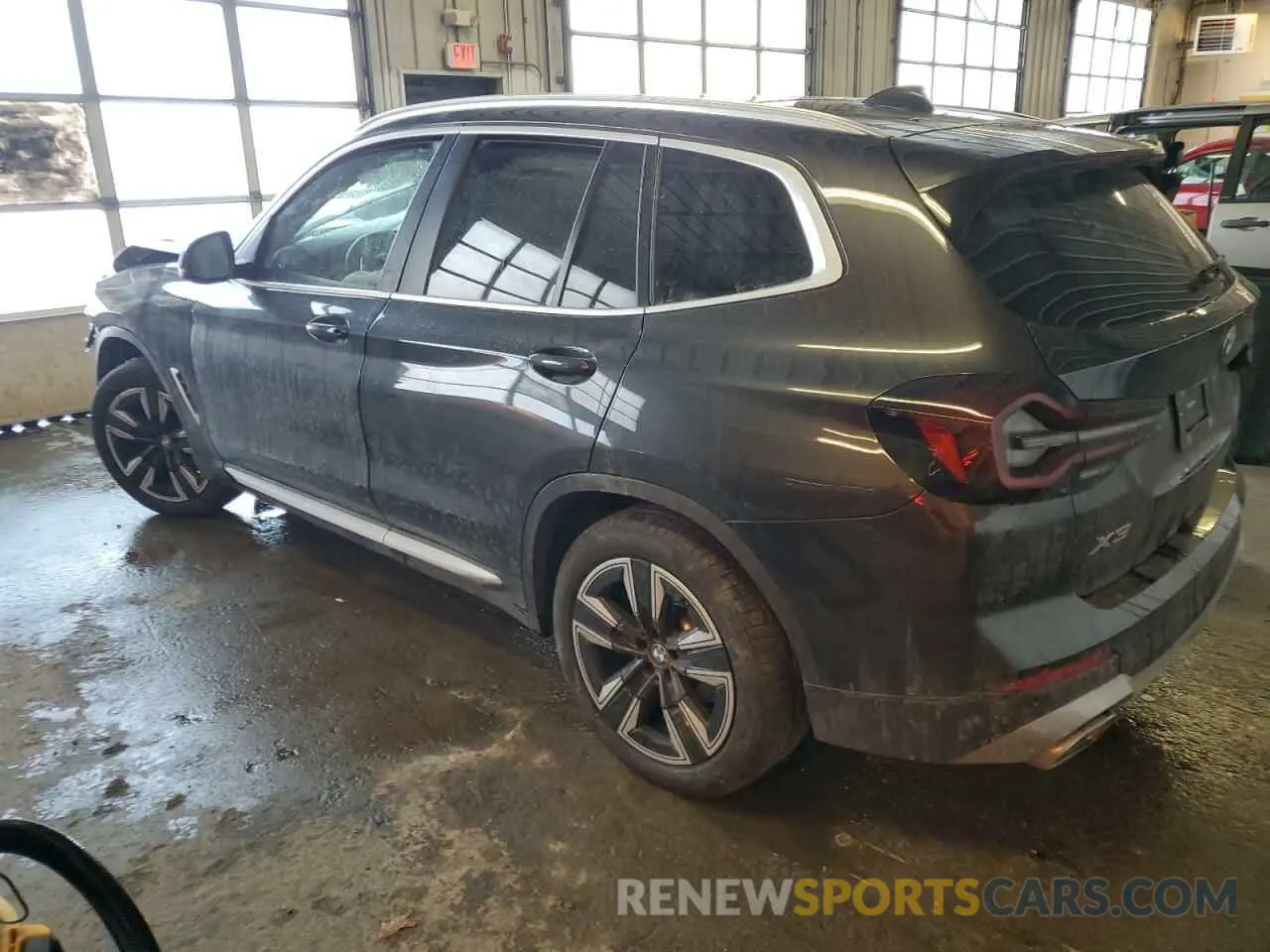 2 Photograph of a damaged car 5UX53DP01N9K71578 BMW X3 2022