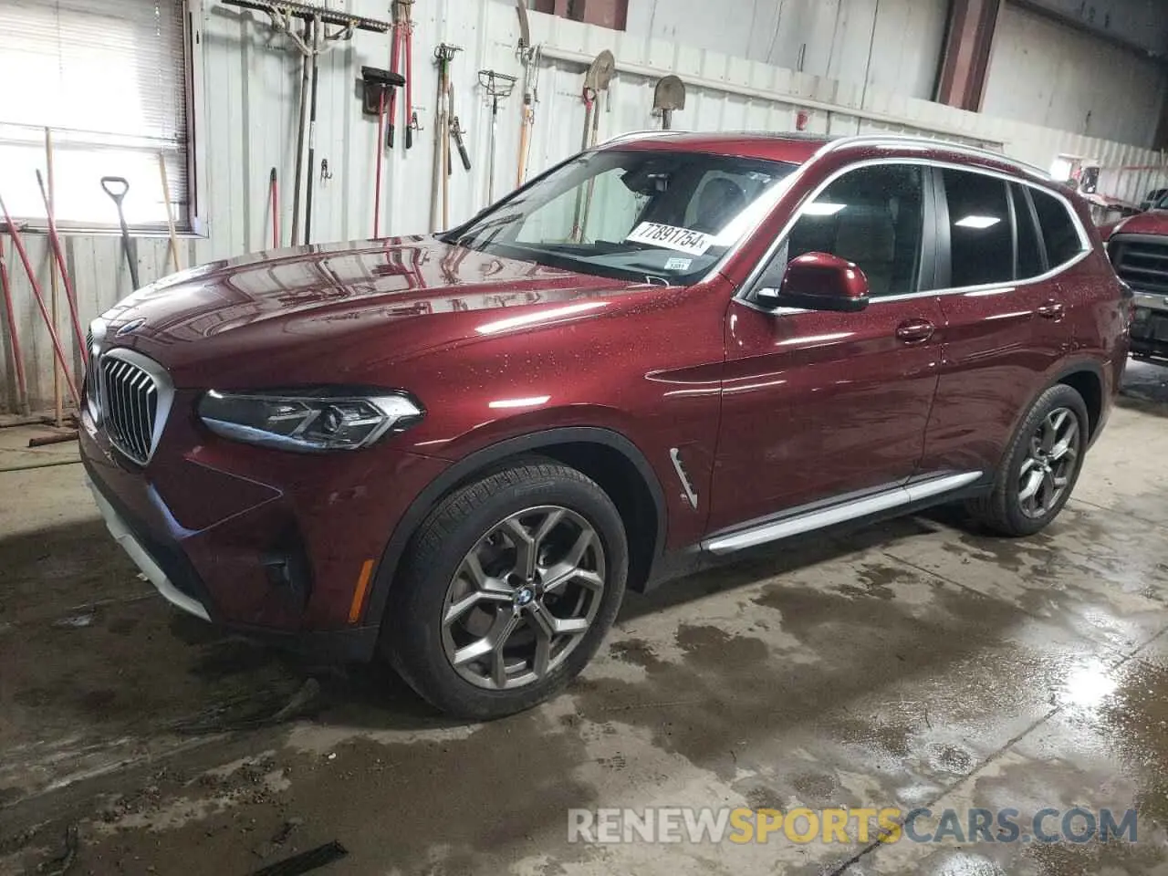 1 Photograph of a damaged car 5UX53DP01N9L32072 BMW X3 2022