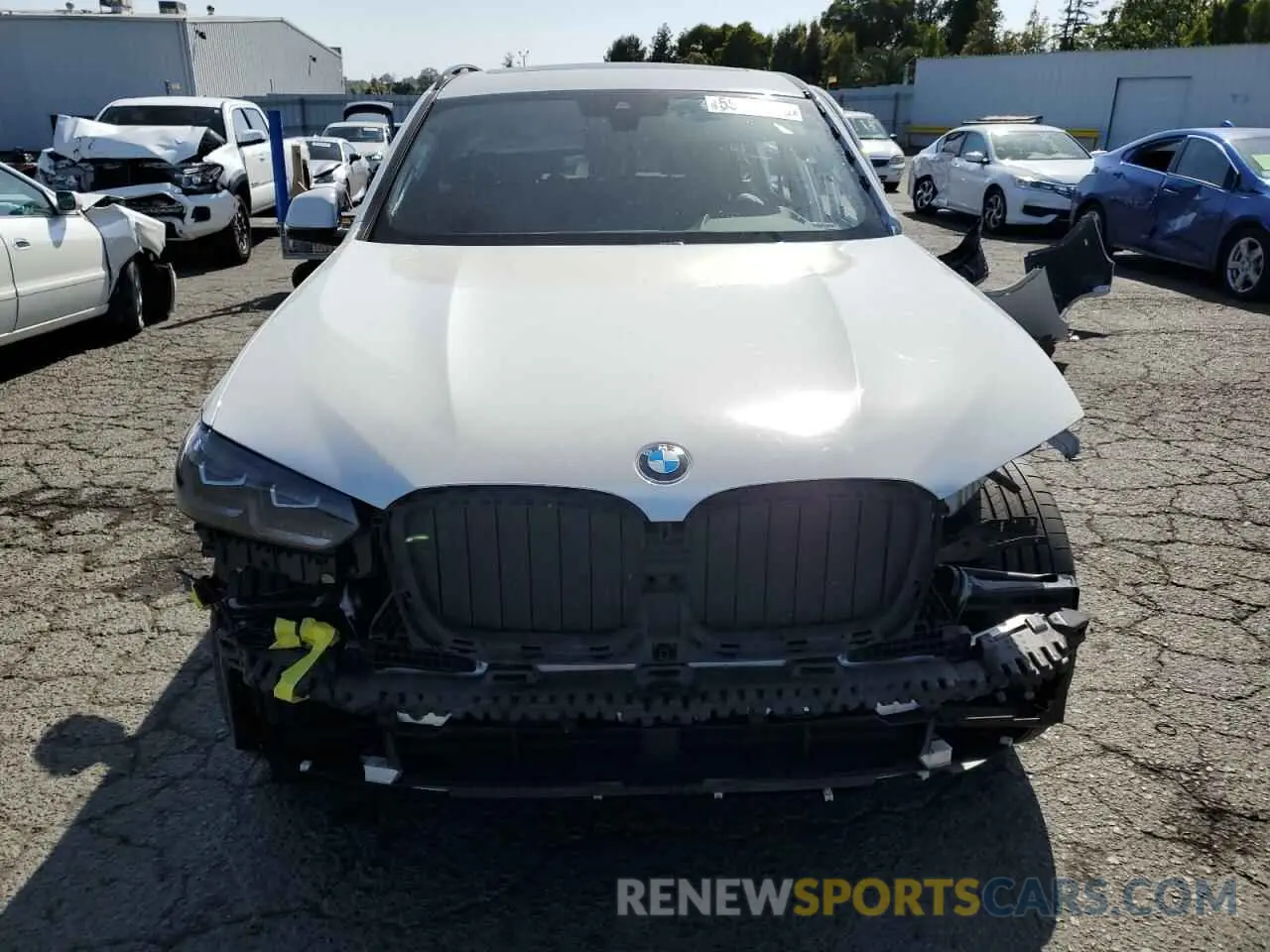 5 Photograph of a damaged car 5UX53DP02N9J15856 BMW X3 2022