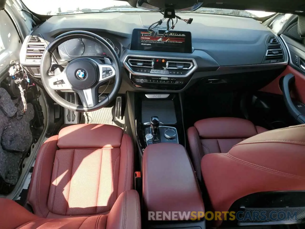 8 Photograph of a damaged car 5UX53DP02N9J15856 BMW X3 2022