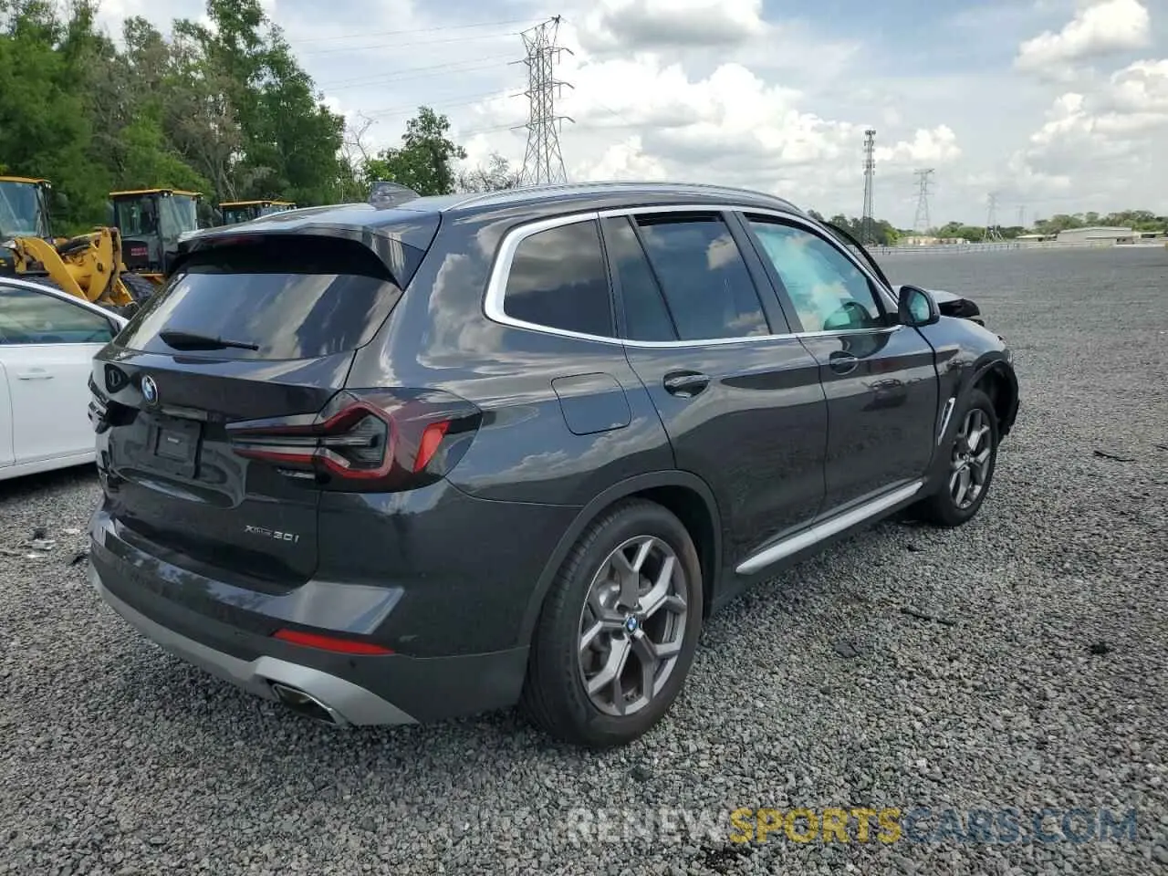 3 Photograph of a damaged car 5UX53DP02N9J36982 BMW X3 2022