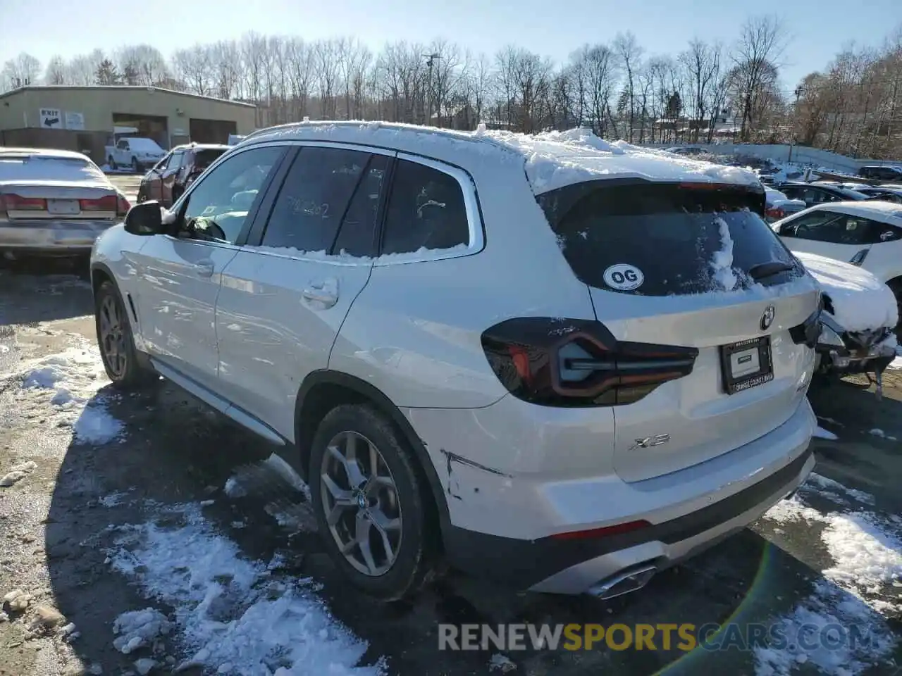 2 Photograph of a damaged car 5UX53DP02N9K14404 BMW X3 2022