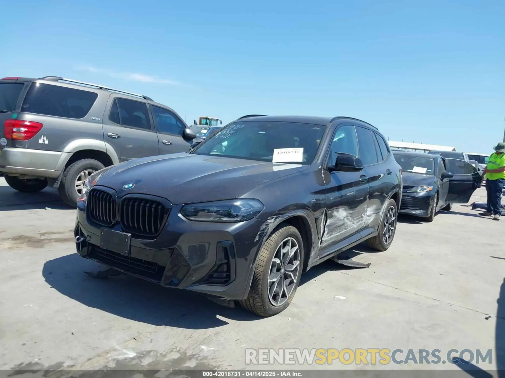 2 Photograph of a damaged car 5UX53DP03N9J03344 BMW X3 2022
