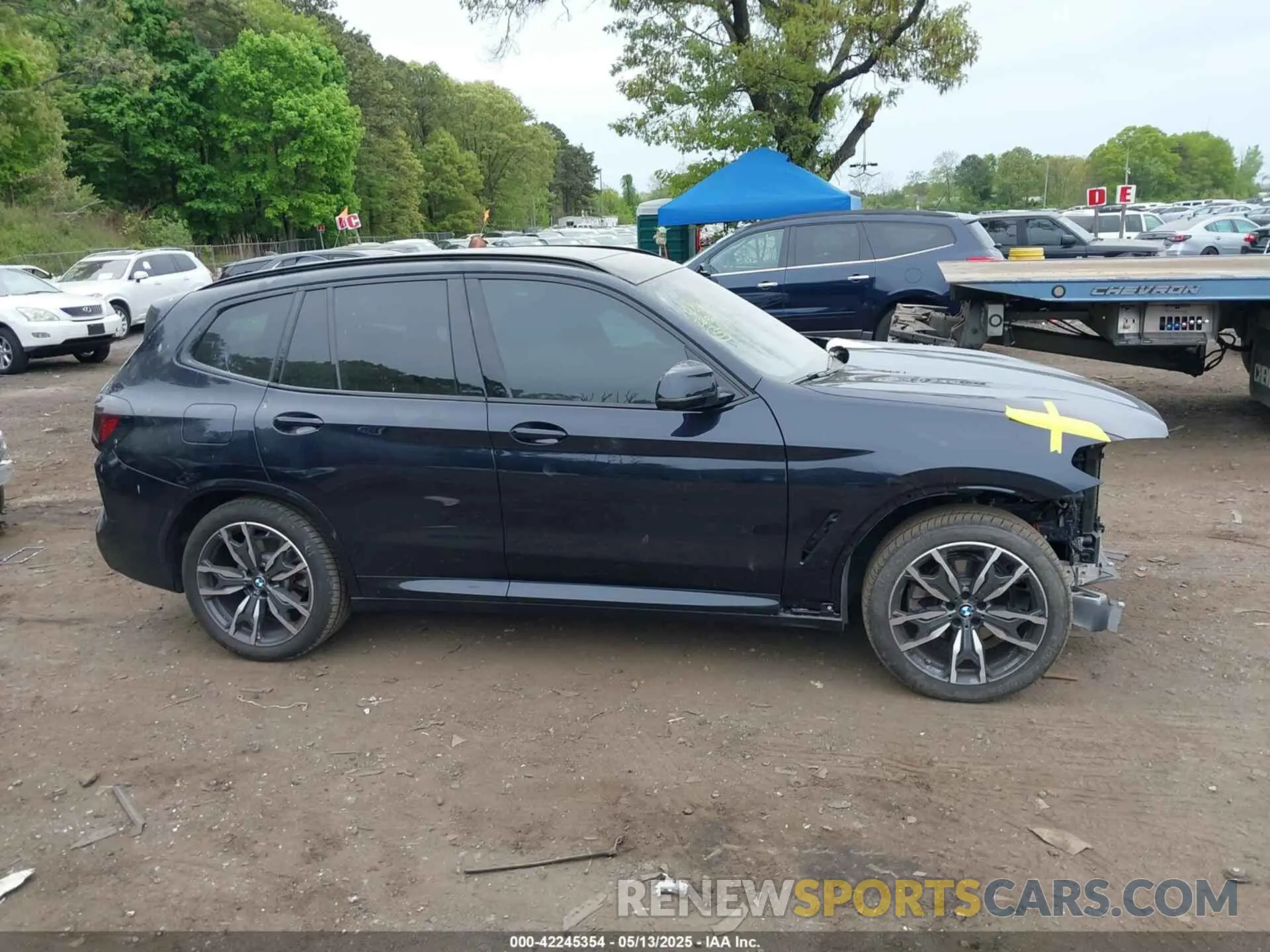 13 Photograph of a damaged car 5UX53DP03N9K52014 BMW X3 2022