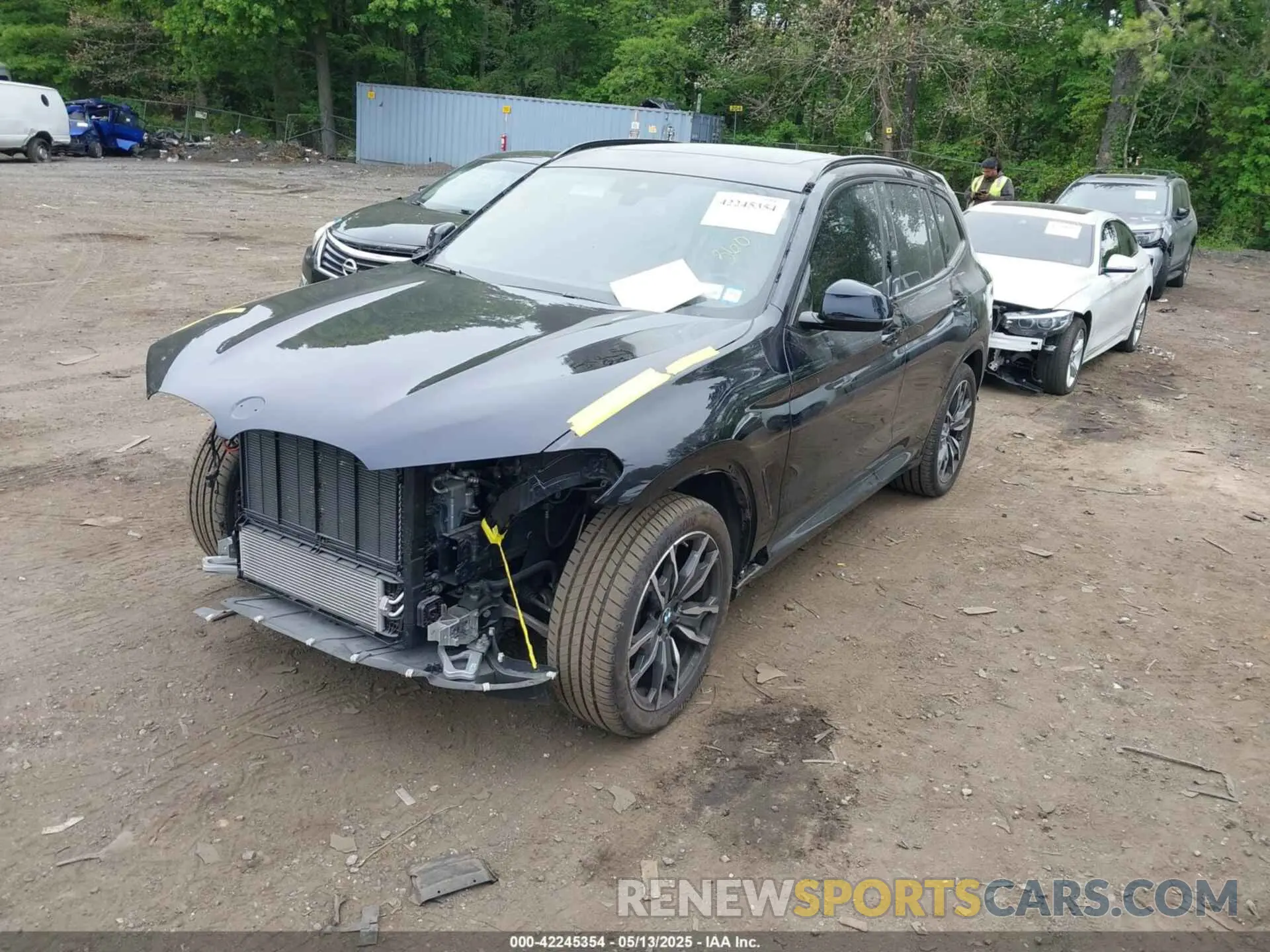 2 Photograph of a damaged car 5UX53DP03N9K52014 BMW X3 2022