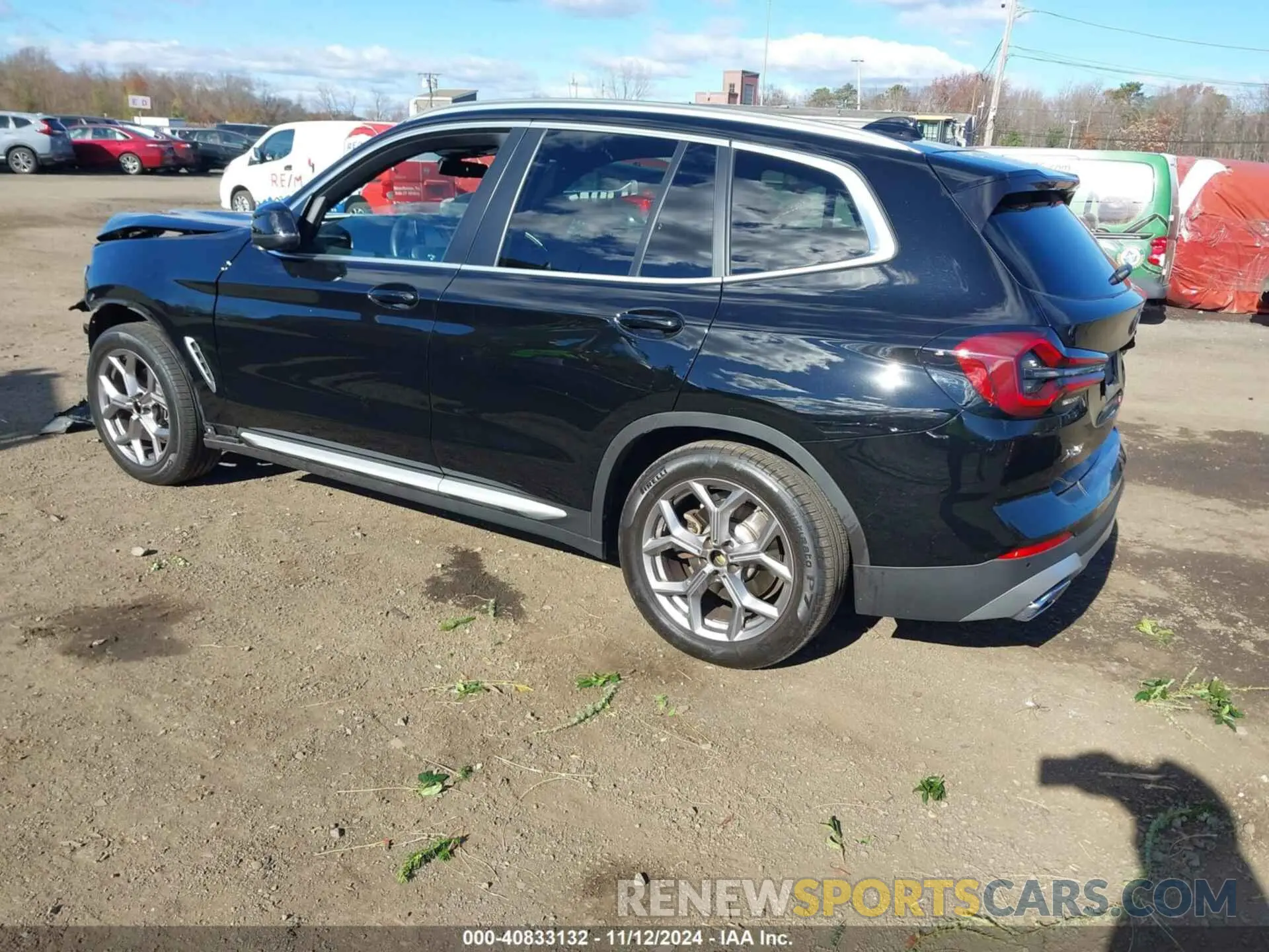 3 Photograph of a damaged car 5UX53DP03N9N34346 BMW X3 2022