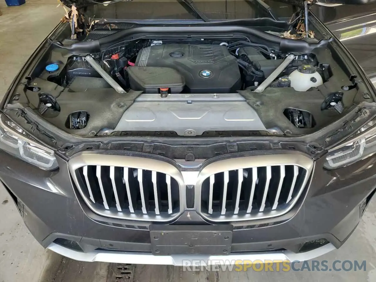 12 Photograph of a damaged car 5UX53DP05N9J69121 BMW X3 2022