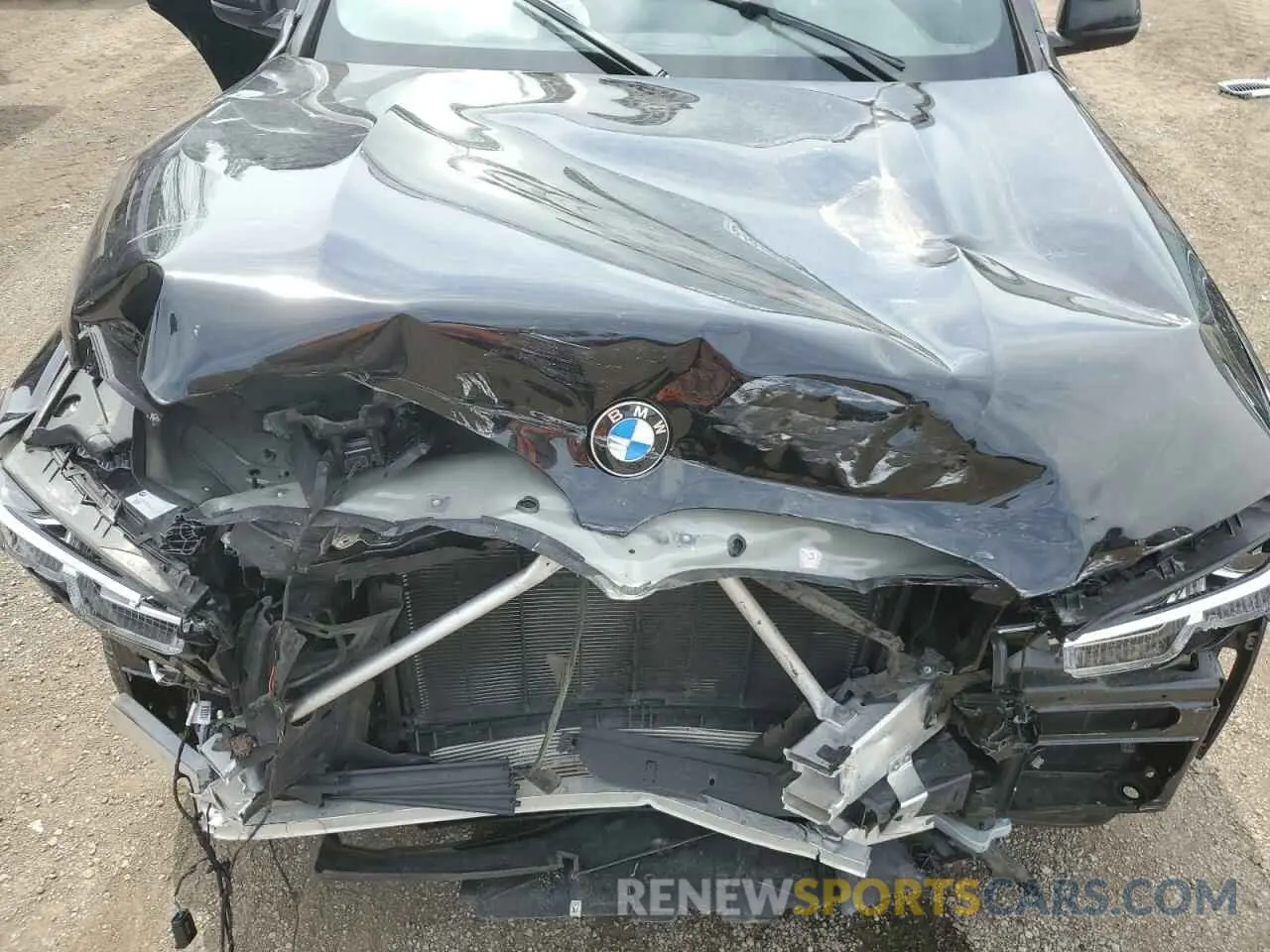 12 Photograph of a damaged car 5UX53DP05N9L47772 BMW X3 2022
