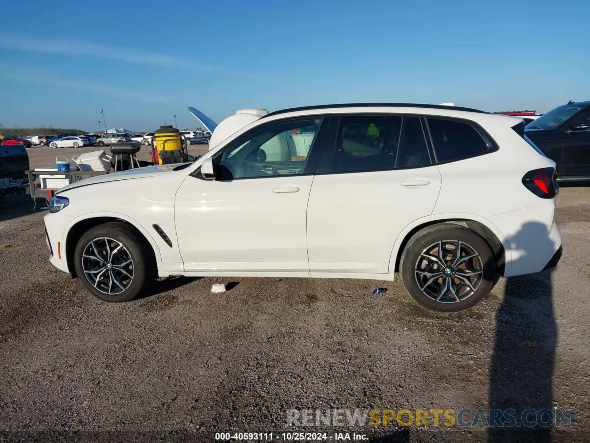 14 Photograph of a damaged car 5UX53DP05N9M66356 BMW X3 2022