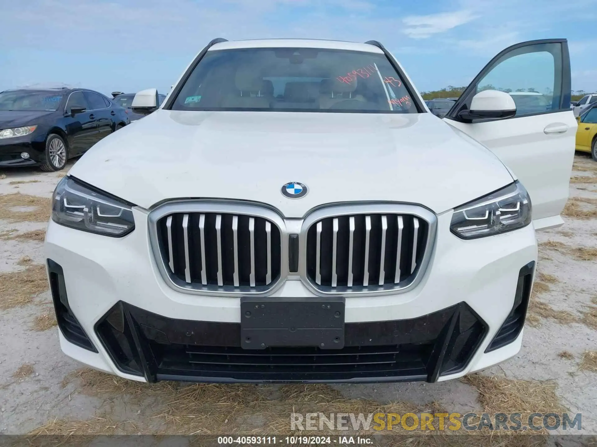 6 Photograph of a damaged car 5UX53DP05N9M66356 BMW X3 2022