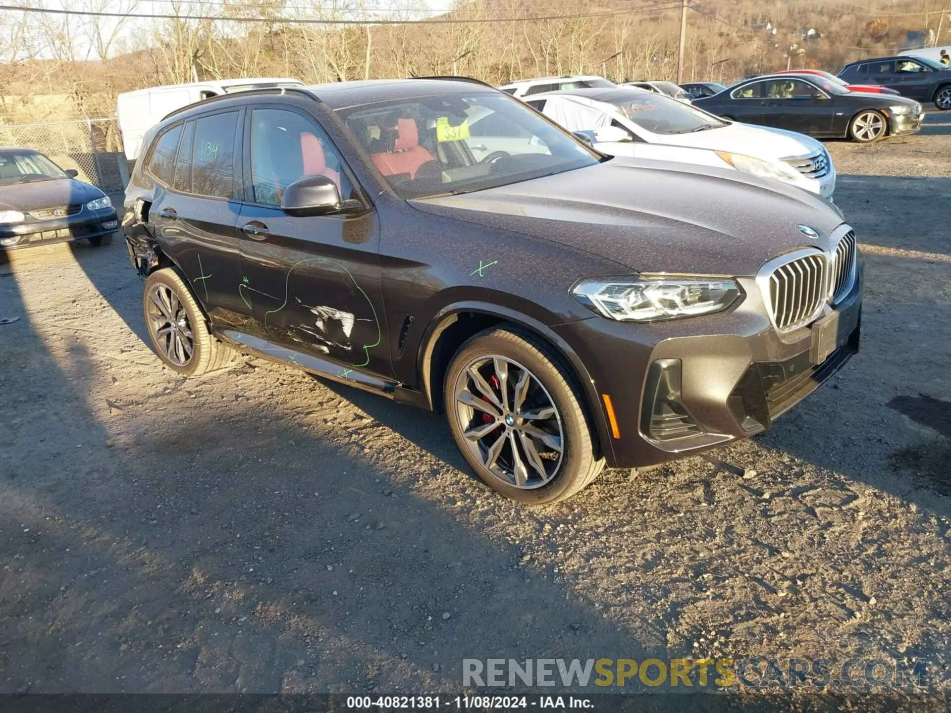 1 Photograph of a damaged car 5UX53DP05N9M67684 BMW X3 2022