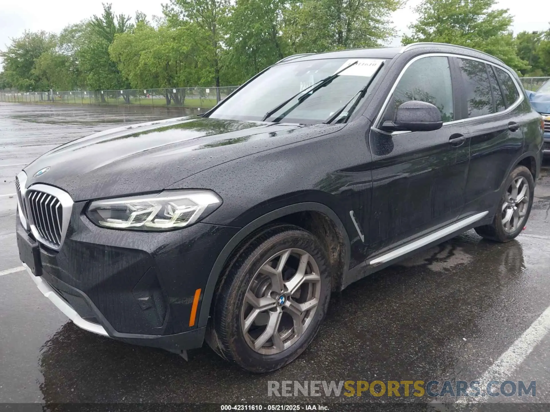 2 Photograph of a damaged car 5UX53DP06N9J37455 BMW X3 2022