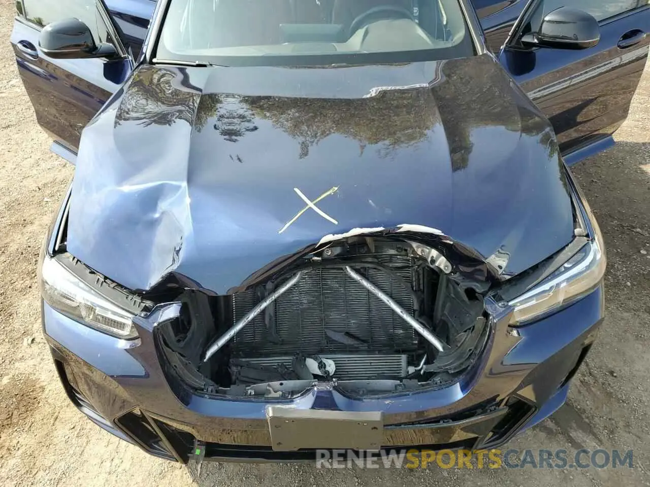 12 Photograph of a damaged car 5UX53DP06N9K17760 BMW X3 2022