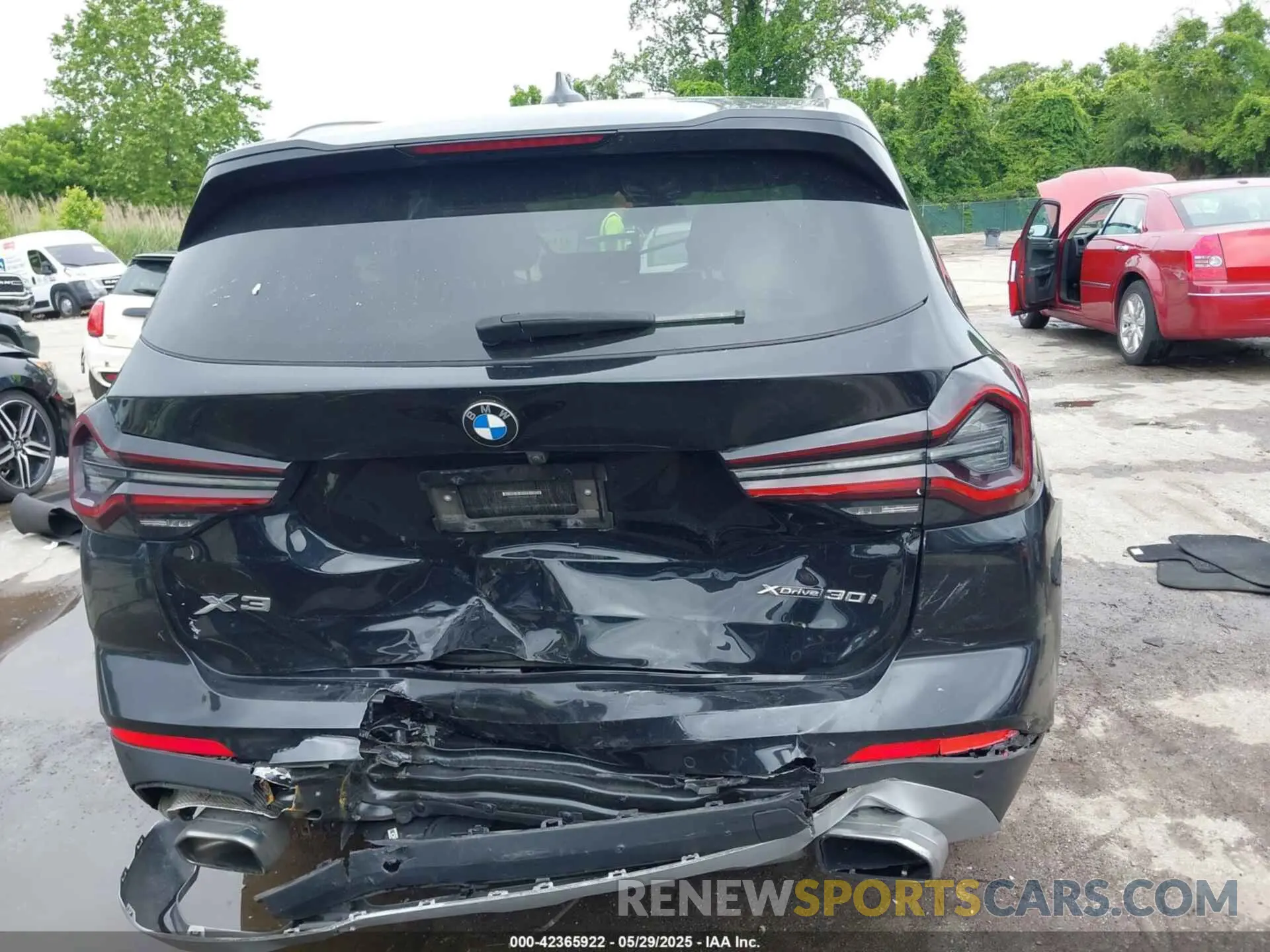 15 Photograph of a damaged car 5UX53DP06N9K32419 BMW X3 2022