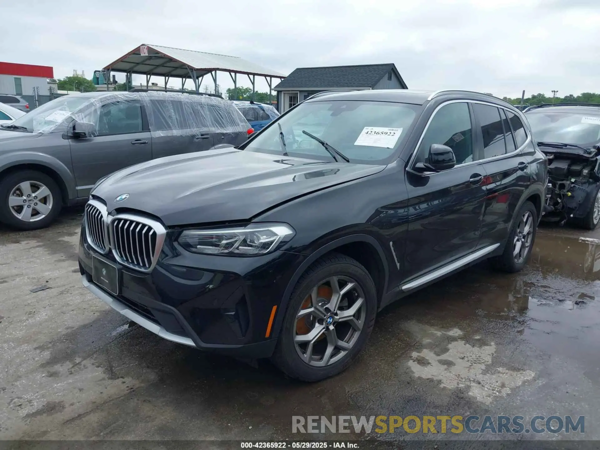 2 Photograph of a damaged car 5UX53DP06N9K32419 BMW X3 2022