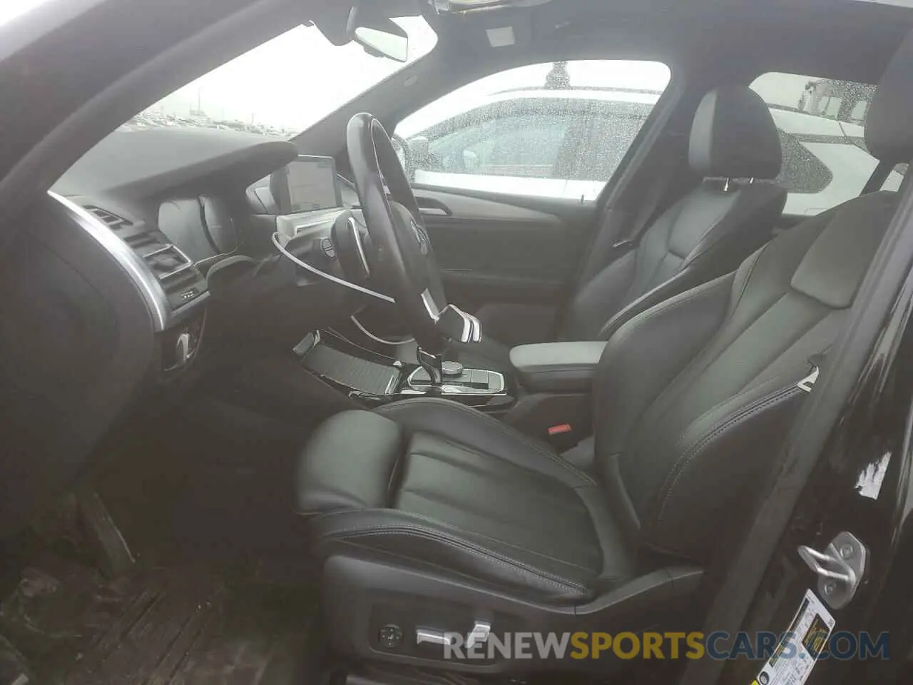 7 Photograph of a damaged car 5UX53DP06N9L69411 BMW X3 2022