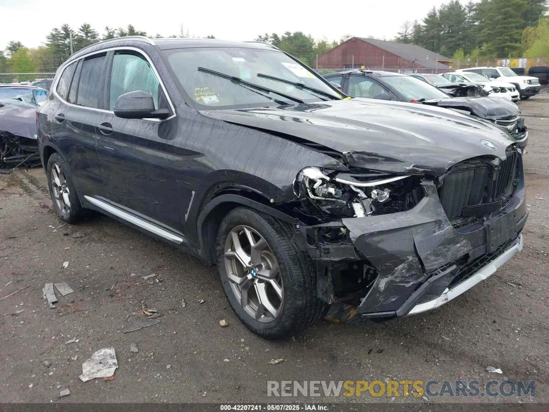 1 Photograph of a damaged car 5UX53DP07N9J81478 BMW X3 2022
