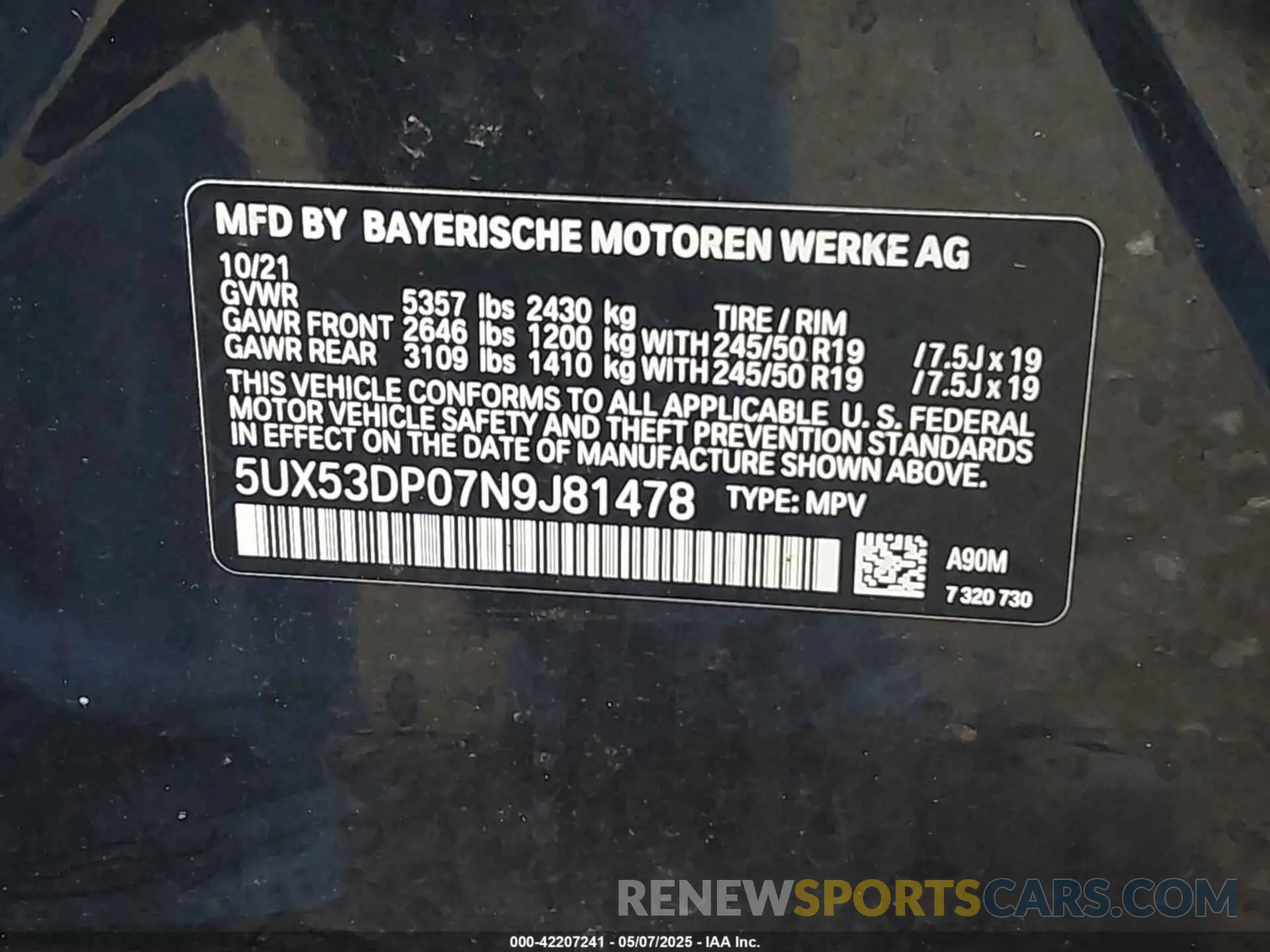 9 Photograph of a damaged car 5UX53DP07N9J81478 BMW X3 2022