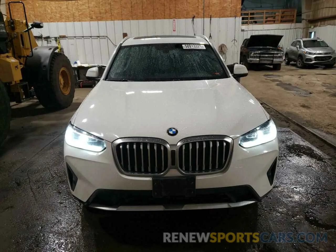 5 Photograph of a damaged car 5UX53DP07N9K88062 BMW X3 2022