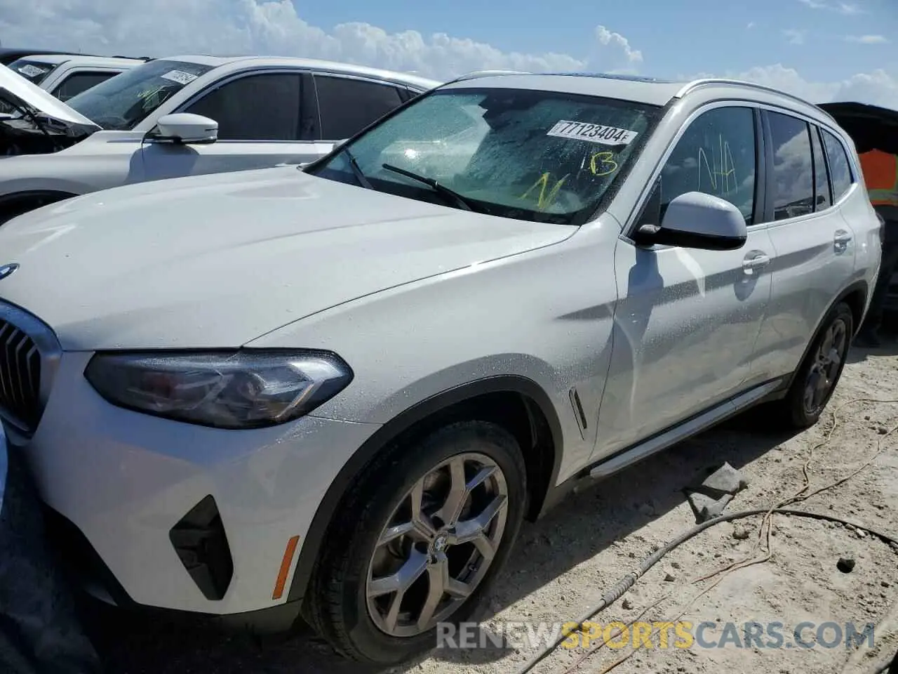 1 Photograph of a damaged car 5UX53DP07N9L96603 BMW X3 2022