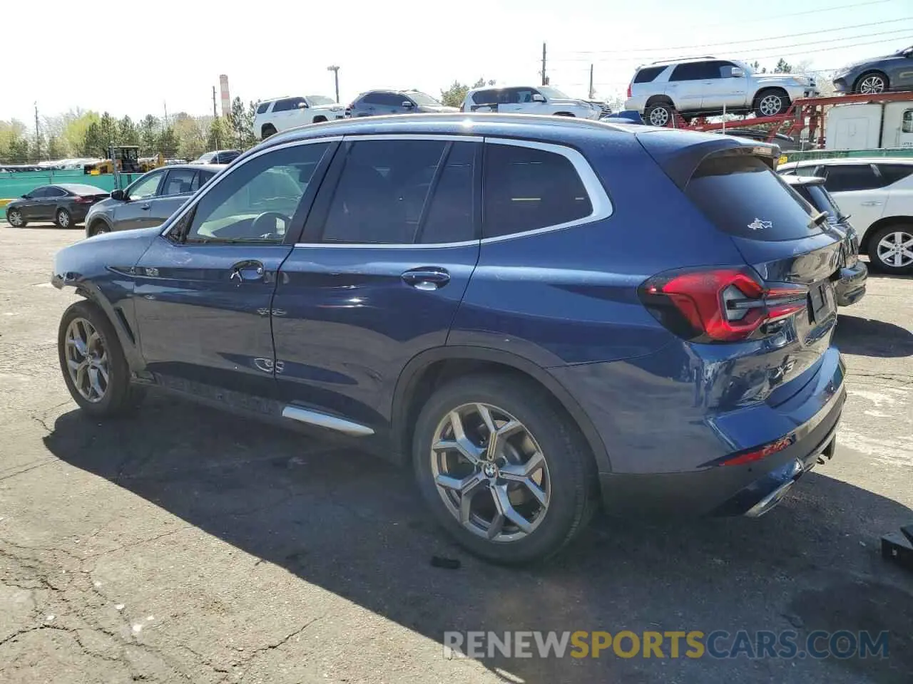 2 Photograph of a damaged car 5UX53DP08N9M83670 BMW X3 2022