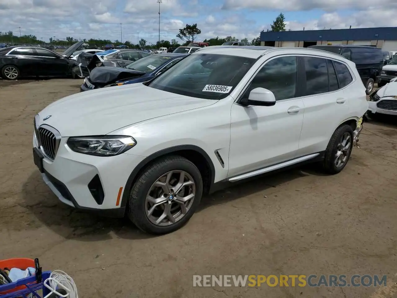 1 Photograph of a damaged car 5UX53DP09N9J20892 BMW X3 2022