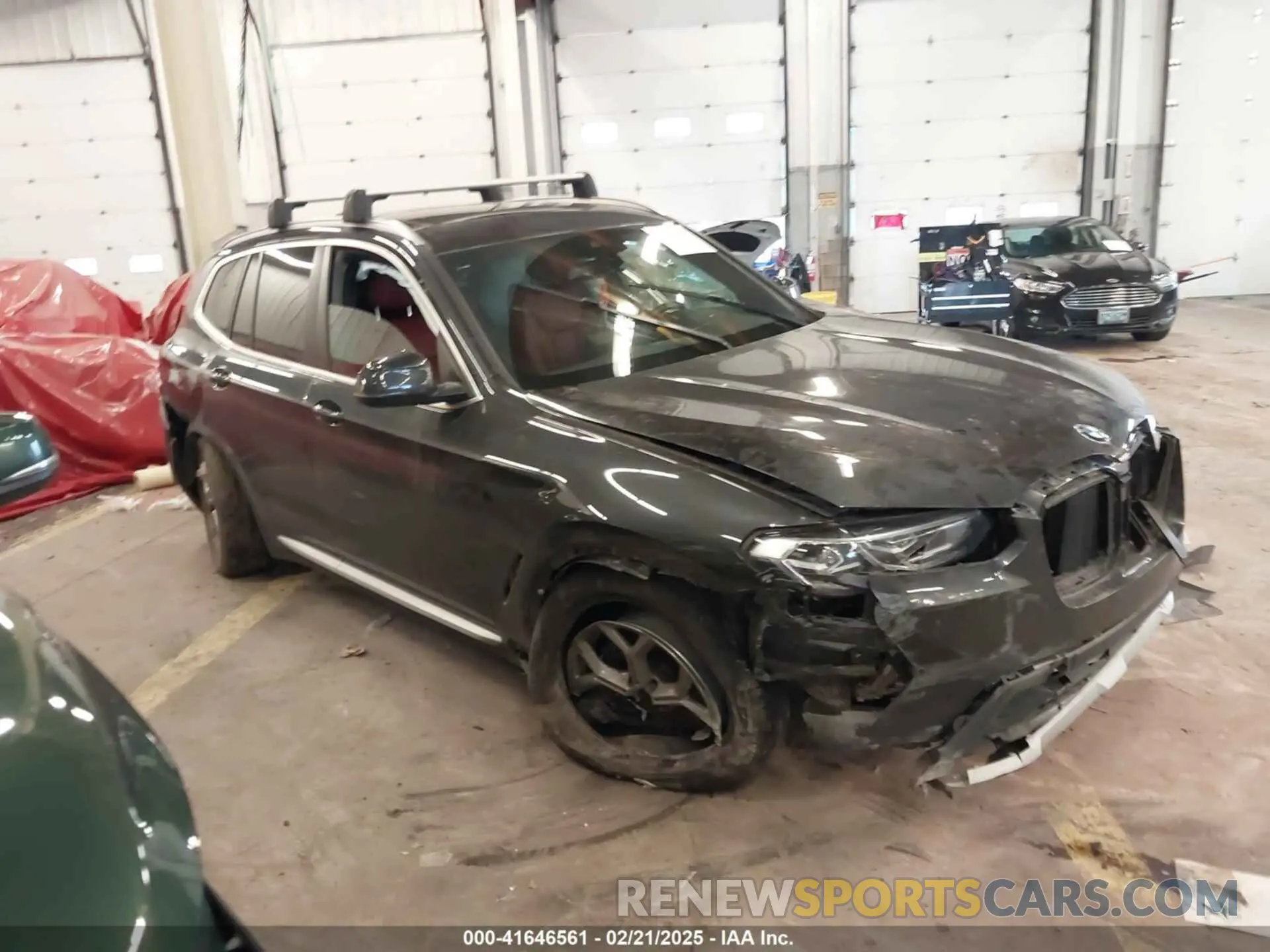 1 Photograph of a damaged car 5UX53DP09N9K75829 BMW X3 2022