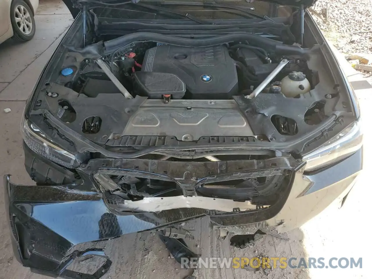 12 Photograph of a damaged car 5UX53DP09N9N35100 BMW X3 2022