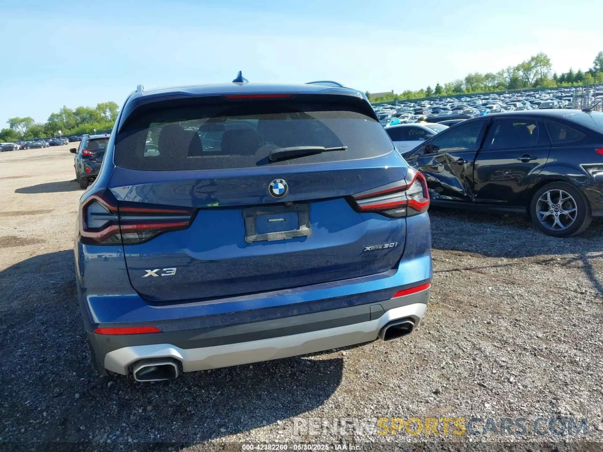 16 Photograph of a damaged car 5UX53DP0XN9J53917 BMW X3 2022
