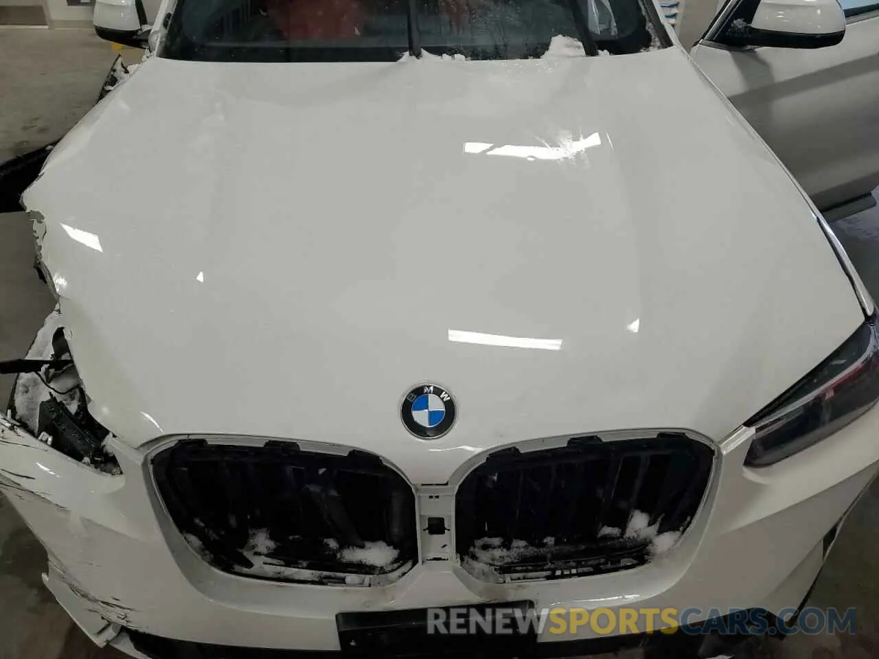 12 Photograph of a damaged car 5UX53DP0XN9J86366 BMW X3 2022