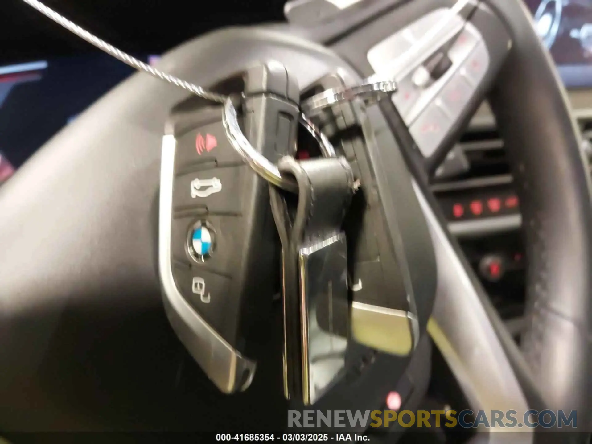 11 Photograph of a damaged car 5UX53DP0XN9K23741 BMW X3 2022