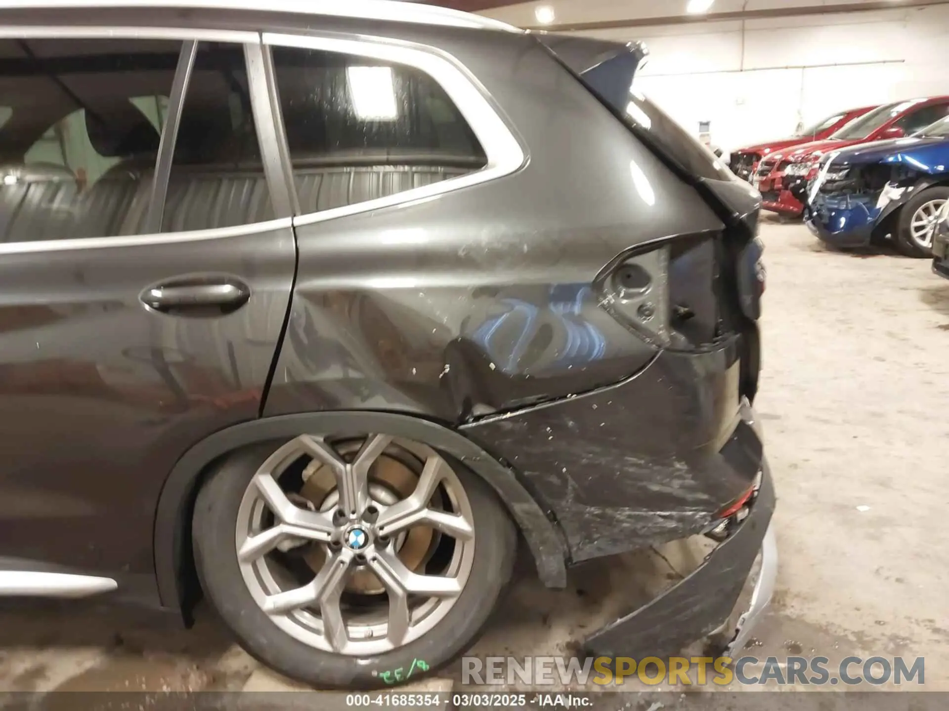 22 Photograph of a damaged car 5UX53DP0XN9K23741 BMW X3 2022