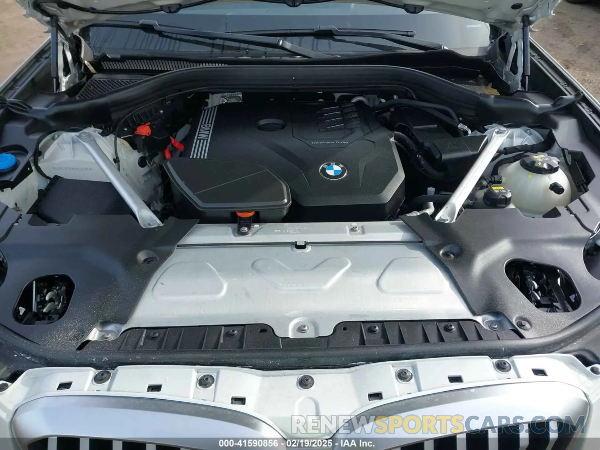 10 Photograph of a damaged car 5UX53DP0XN9K46338 BMW X3 2022