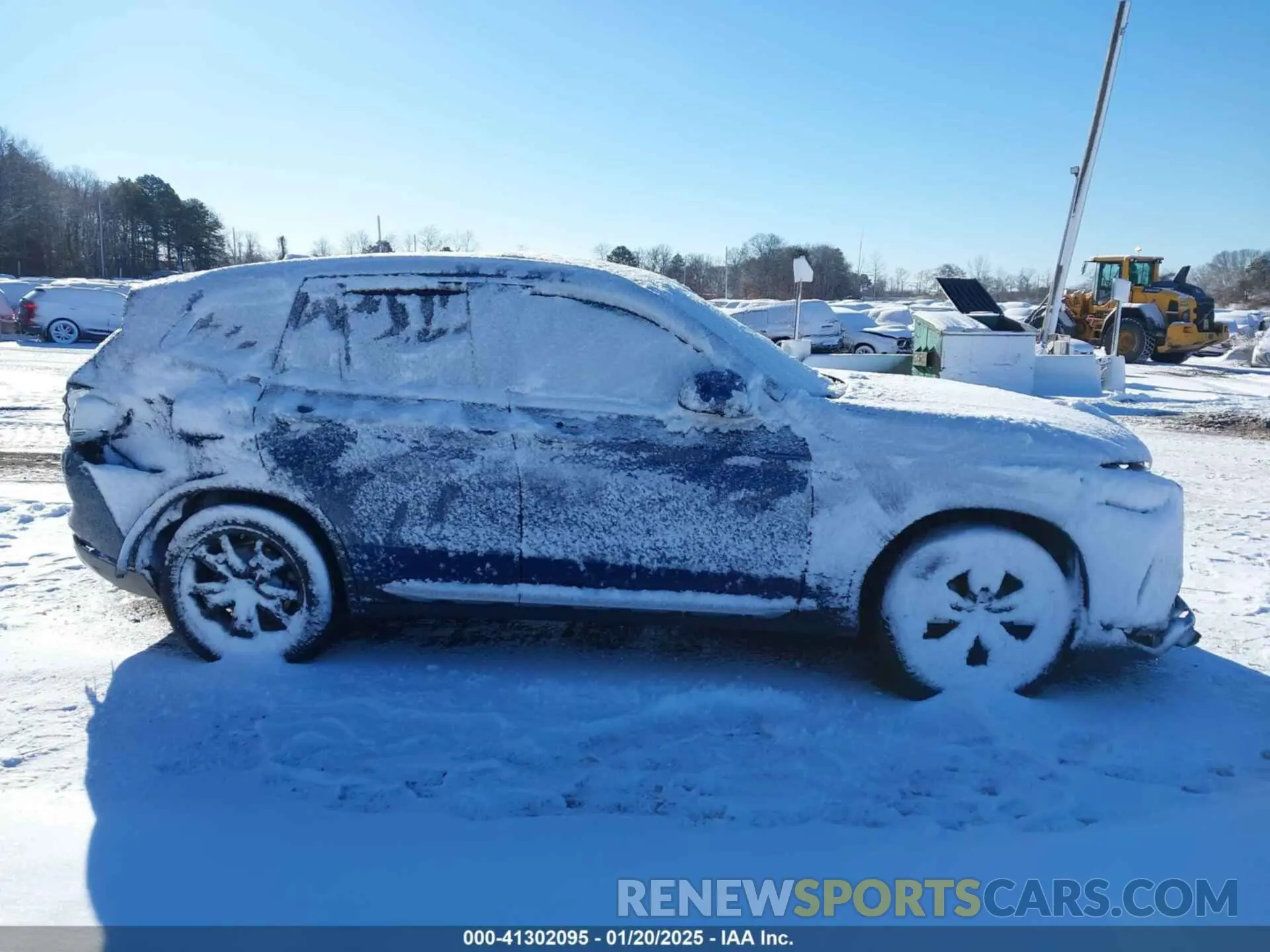 12 Photograph of a damaged car 5UX53DP0XN9K82594 BMW X3 2022
