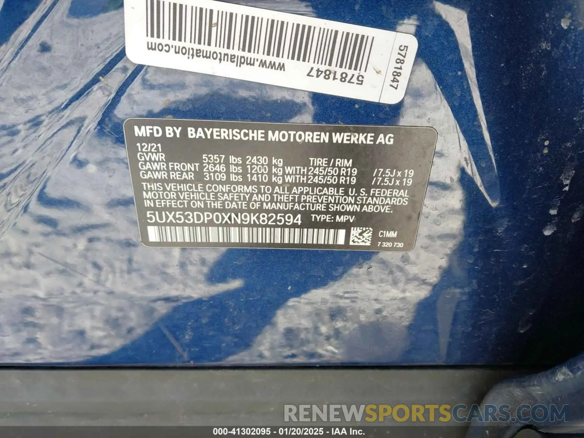 9 Photograph of a damaged car 5UX53DP0XN9K82594 BMW X3 2022