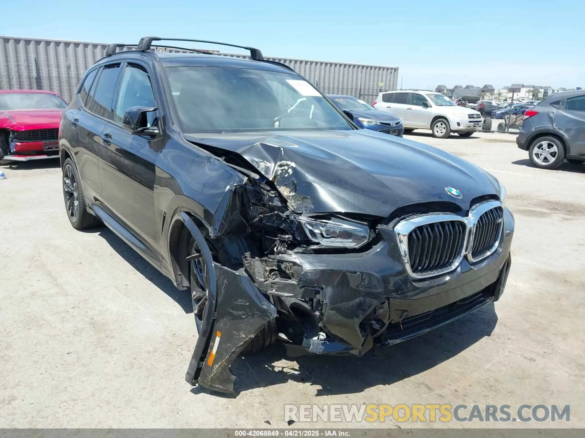 6 Photograph of a damaged car 5UX83DP00N9K07562 BMW X3 2022
