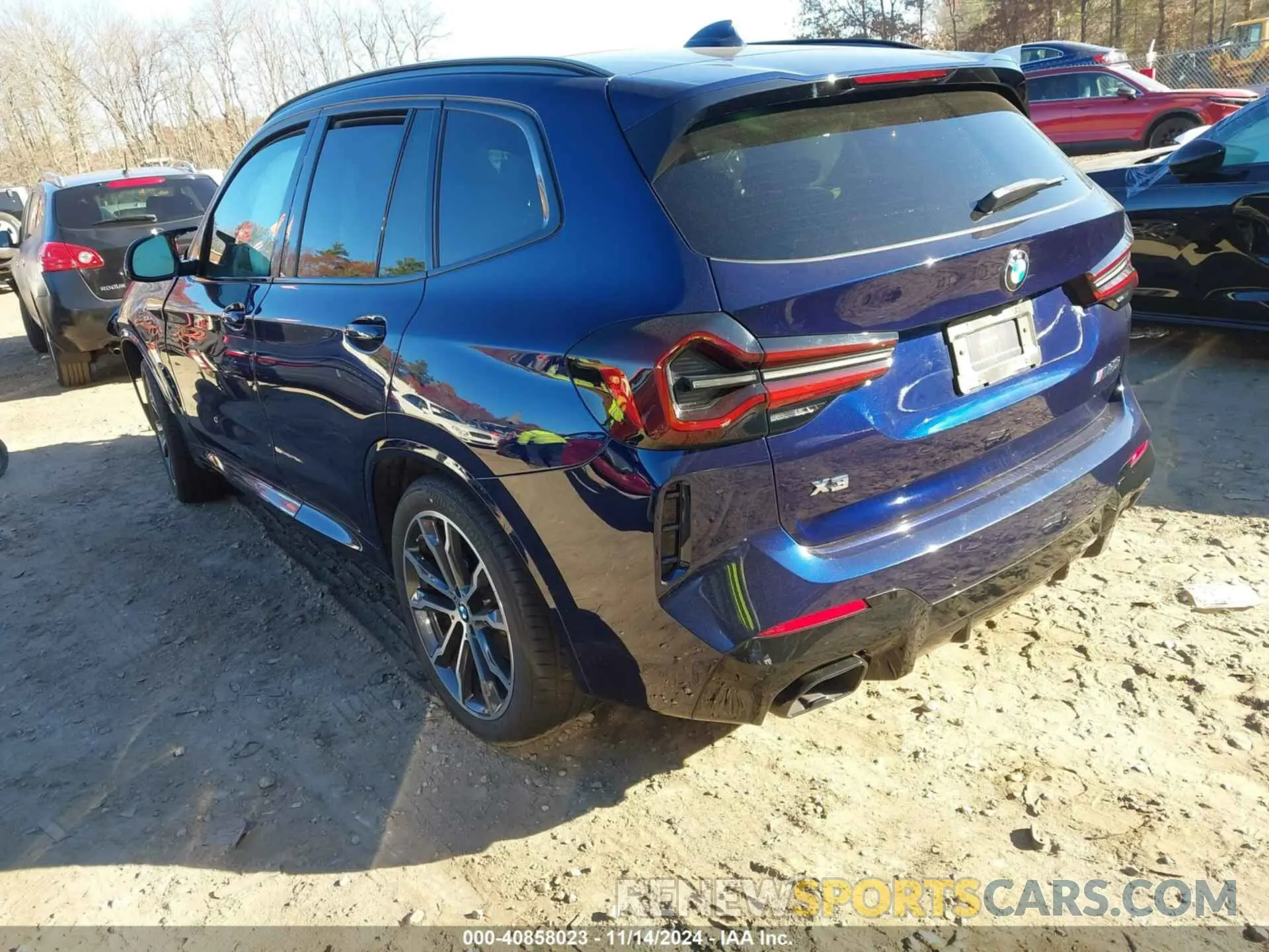 3 Photograph of a damaged car 5UX83DP06N9K71590 BMW X3 2022