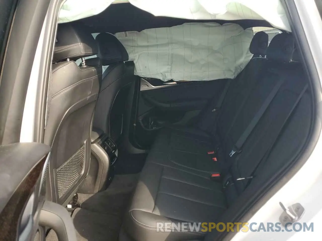 11 Photograph of a damaged car WBX47DP00NN173668 BMW X3 2022